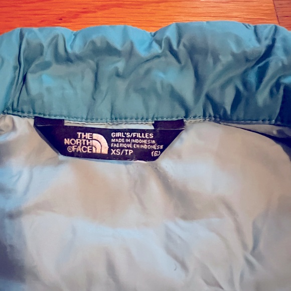 The North Face Girls Thermoball Jacket - Picture 4 of 4